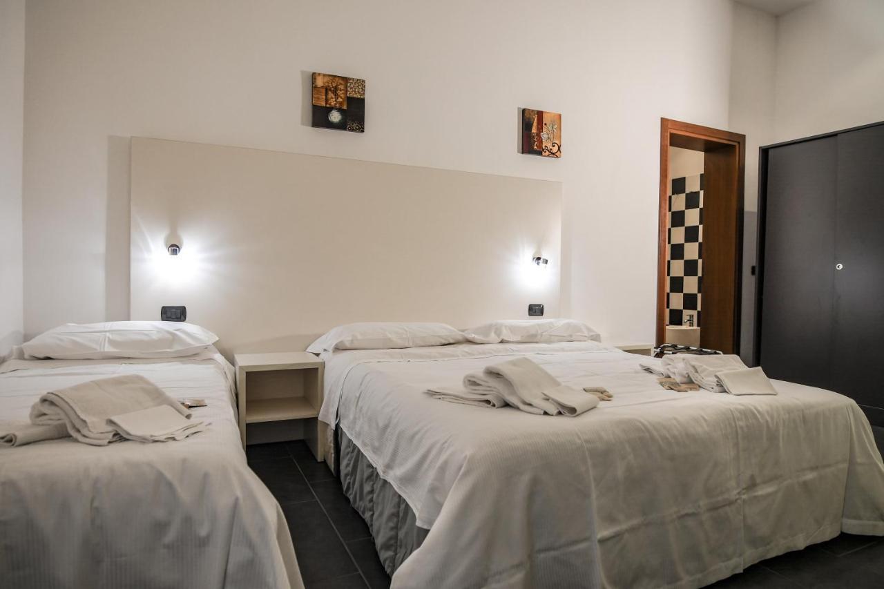 Zen Hotel Ferrara Buitenkant foto