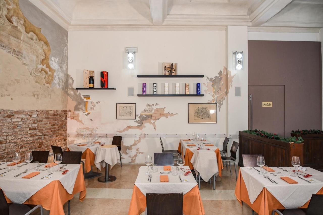 Zen Hotel Ferrara Buitenkant foto